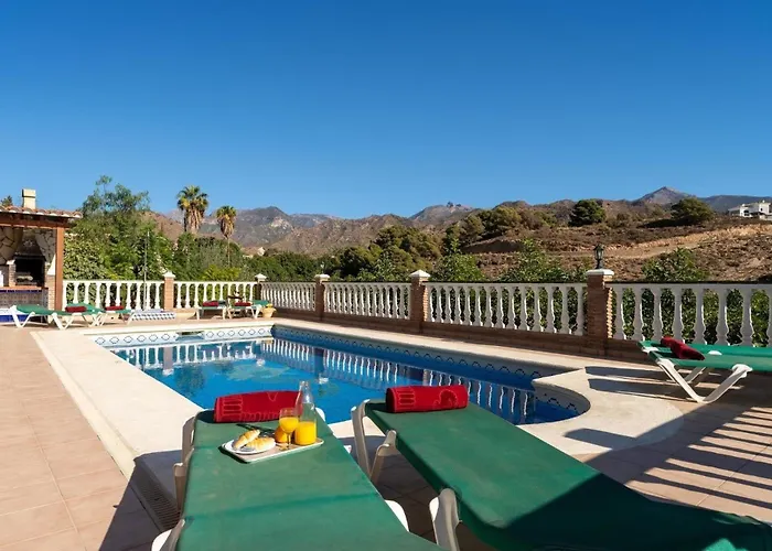 Ferienhaus Mit Privatpool Fuer 10 Personen Ca 280 Qm In Nerja, Andalusien Costa Del Sol